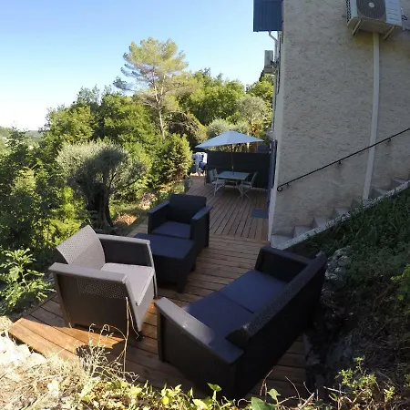 Les Deux Roches Apartment